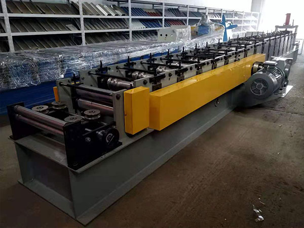 打包箱立柱設備 打包箱立柱設備