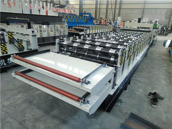 一機(jī)六用壓瓦機(jī)